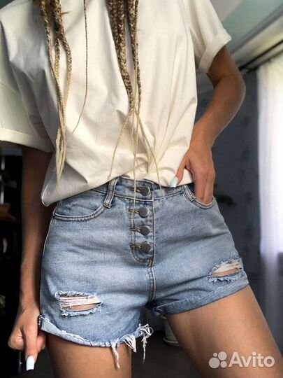 Джинсовые шорты