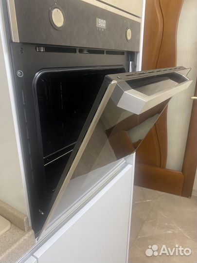 Встраиваемый духовой шкаф 60см электрический