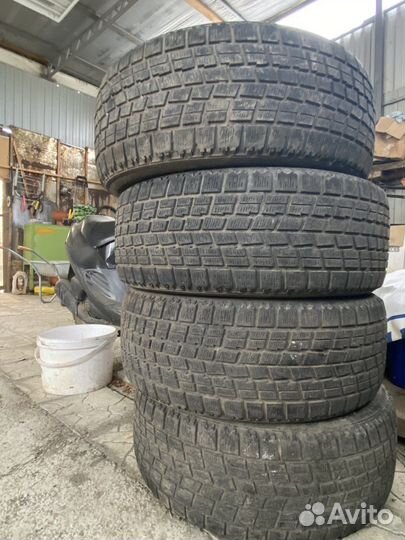 Bridgestone Blizzak WS-50 205/55 R16