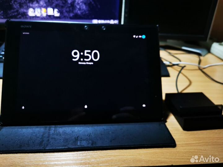 Sony Xperia Z2 Tablet SGP521 - 16 Гб ROM; LTE/4G;
