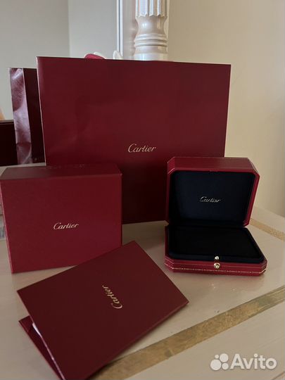 Коробка от cartier trinity
