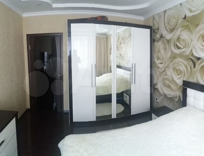 2-к. квартира, 80 м², 3/6 эт.