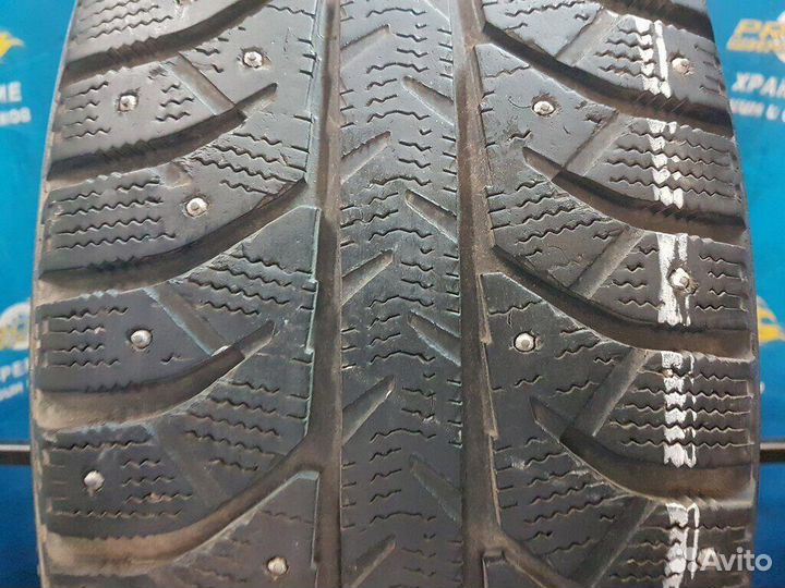 Bridgestone Ice Cruiser 7000 215/60 R17