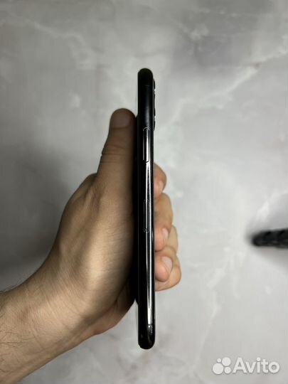 iPhone 11 Pro, 64 ГБ