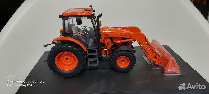 Модель трактора 1/43 Kubota