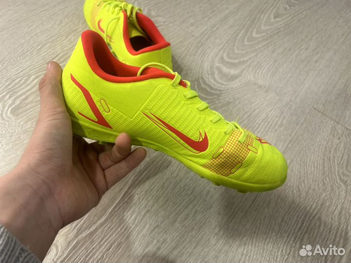 Бутсы nike mercurial