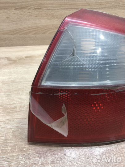 Фонарь задний правый Ауди A4 B6 седан