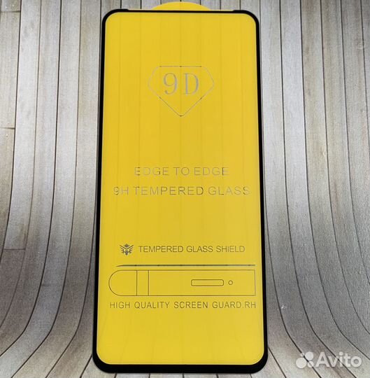 Защитнoe стеклo для Tесnо Pоva 3