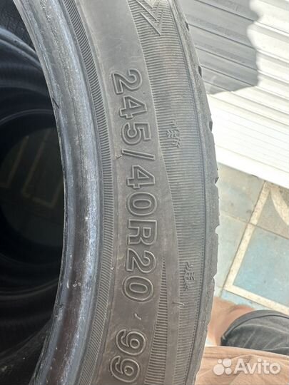 Arivo Winmaster ProX ARW5 245/40 R20 99W