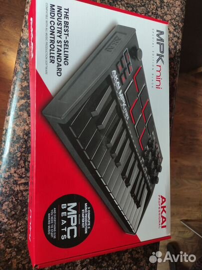 Midi-клавиатура Akai Pro MPK Mini MK3 Black