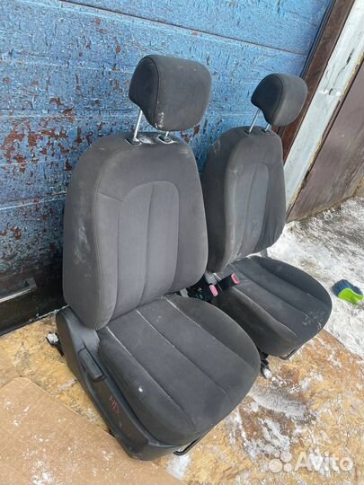 Передние сидения с подогревом Hyundai Elantra 4 HD