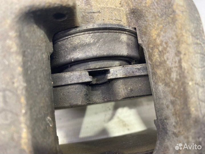 Суппорт задний левый Mercedes-Benz Gl-Class X164 M