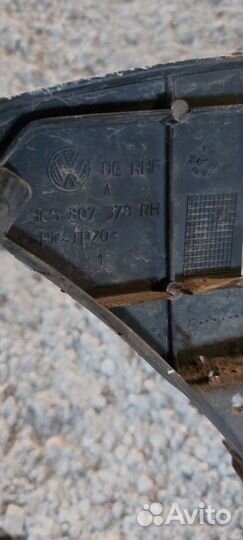 Кронштейн заднего бампера правый на Volkswagen Pas