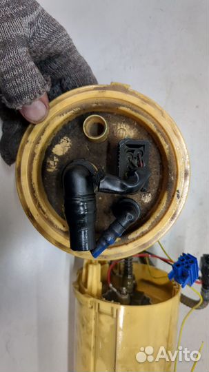 Насос топливный электрический BMW X3 E83, 2006