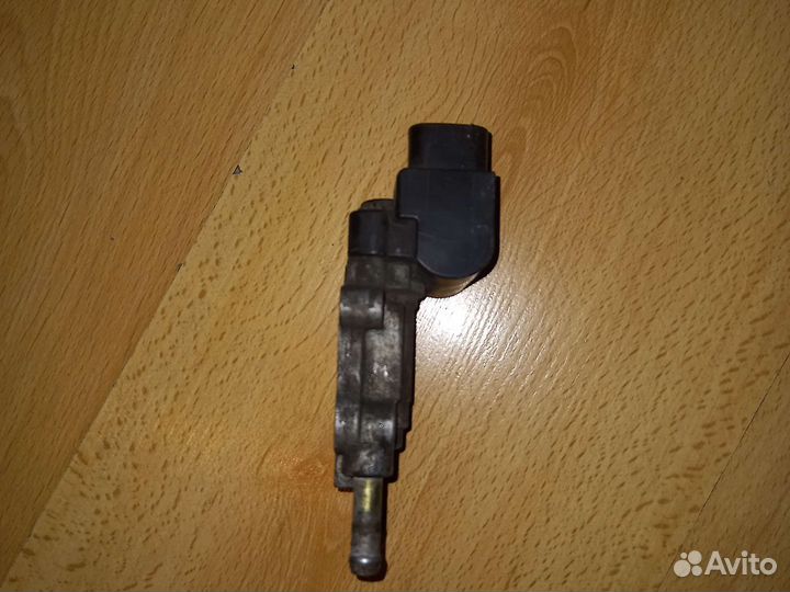 Регулятор холостого хода denso