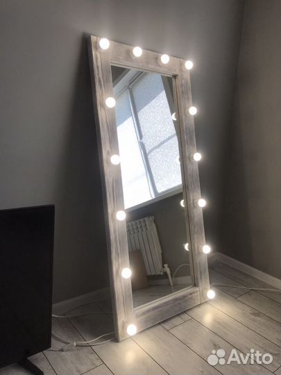 Гримерное зеркало