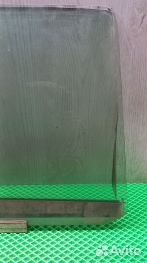 Стекло двери задней правой Ford Оriоn 3/Еsсоrt