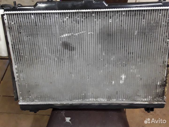 Радиатор охлаждения двигателя toyota estima