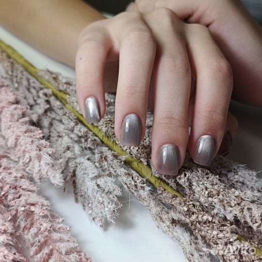 Маникюр и педикюр