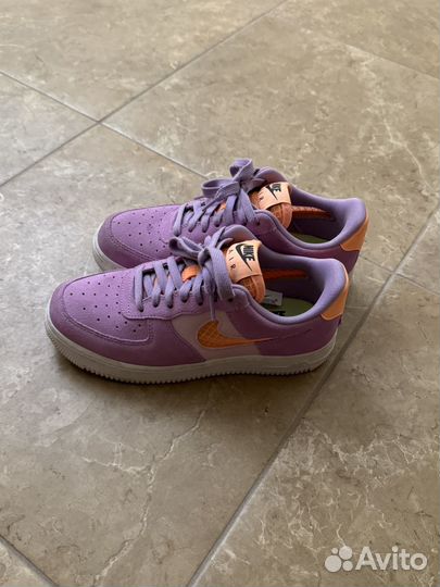 Кроссовки Nike