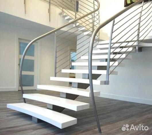 Лестница металлическая на второй этаж