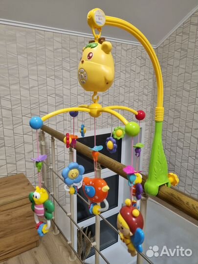 Музыкальный мобиль с проектором