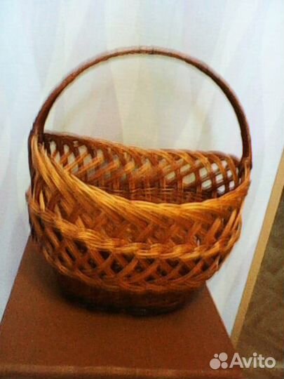 Корзина плетеная
