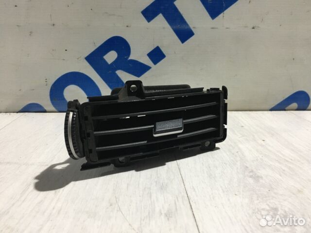 Дефлектор центральный infiniti FX35 3.5 ат