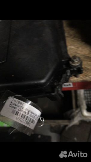 Крышка клапанная двс Opel Zafira B, 2009