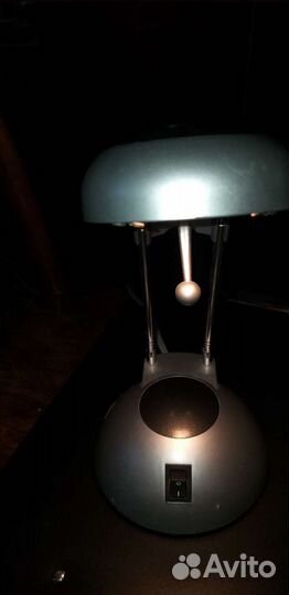Лампа настольная