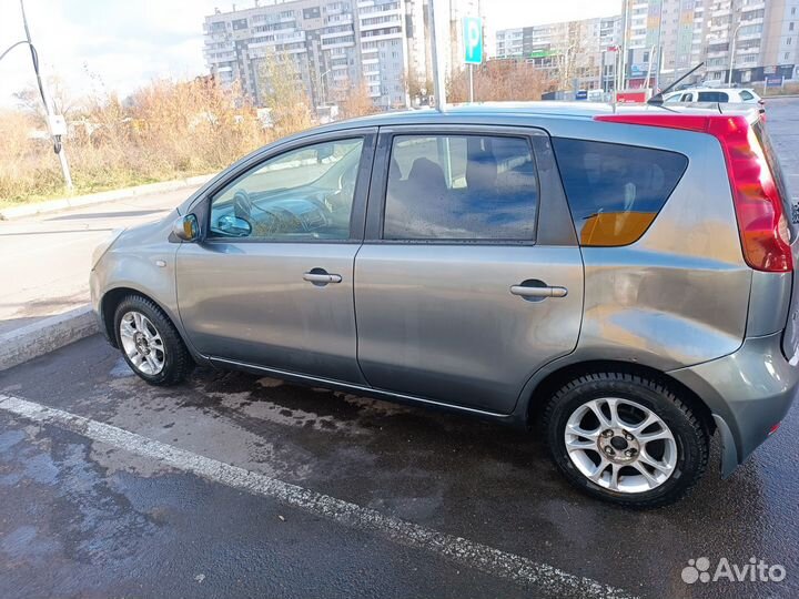 Nissan Note 1.6 AT, 2006, 325 000 км