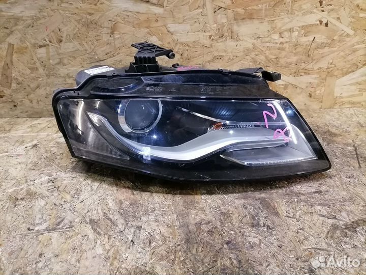 Фара правая Audi A4 B8 ксенон дорестайлинг