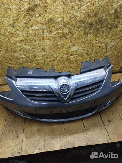 Бампер передний Opel Corsa D хетчбэ 3- дв. Z12XER