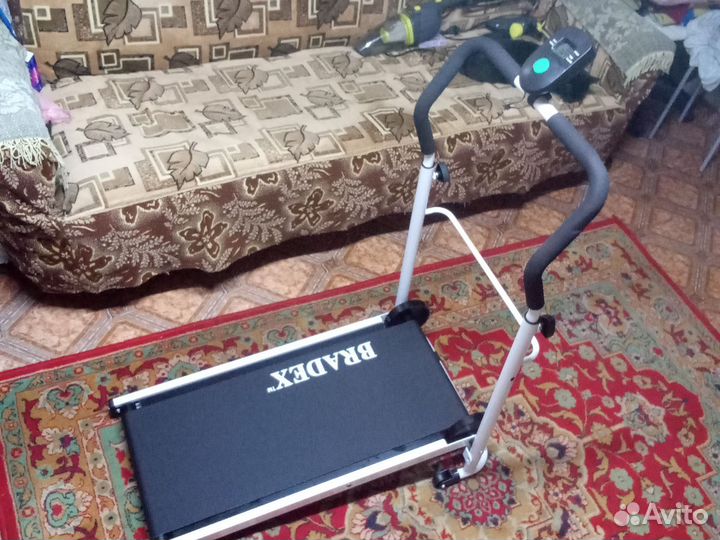 Тренажер беговая дорожка