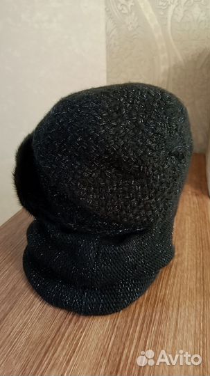 Шапка женская вязаная с норкой