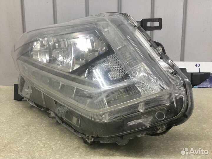Фара правая Nissan X-Trail (T32) 2014
