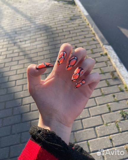 Маникюр Педикюр