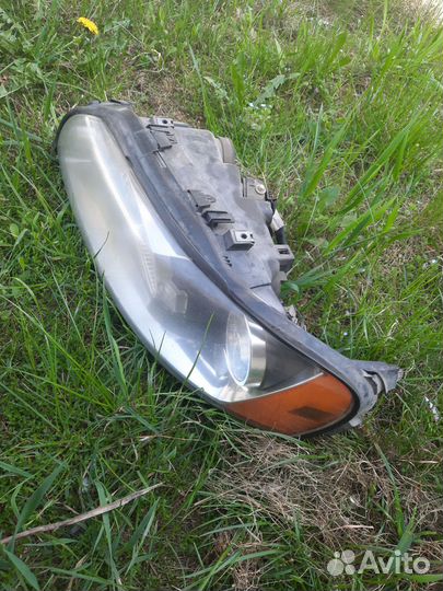 Фара левая ксенон Вольво S60 2007