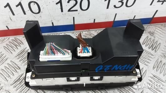 Блок управления печки и климат-контроля toyota ave