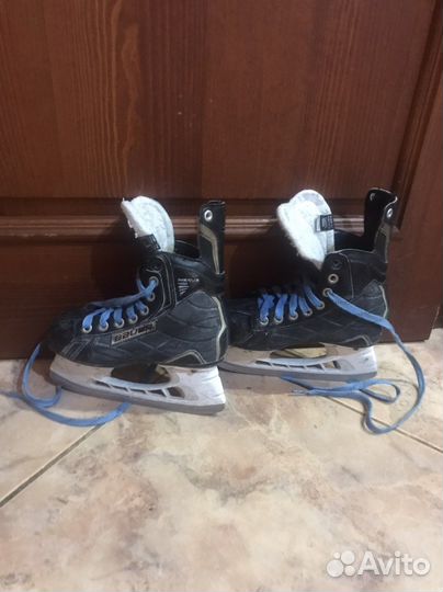 Хоккейные коньки bauer детские