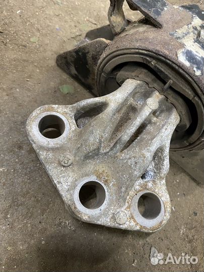 Подушка МКПП Chevrolet Codalt