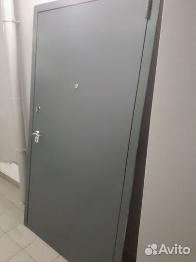 Дверь входная железная бу