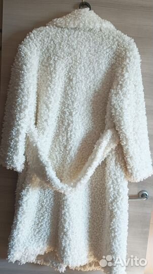 Шуба из эко меха белая длинная