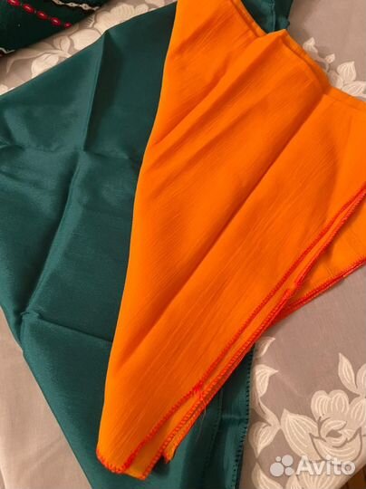 Платочки-косынки шейные. Цена за 2