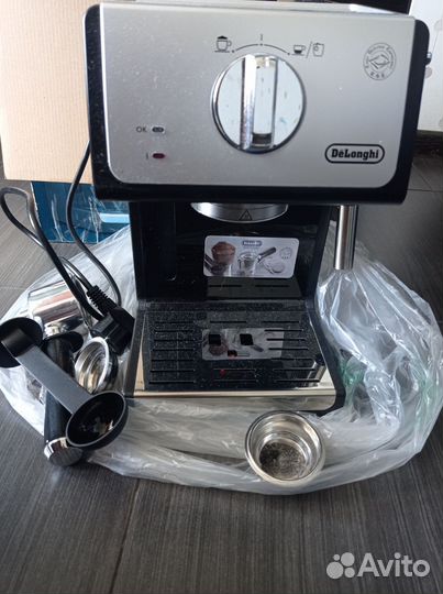 Кофеварка рожковая DeLonghi ECP33.21.BK