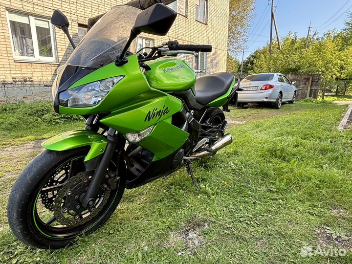 Kawasaki Ninja 400R