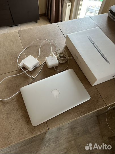 Продам macbook air