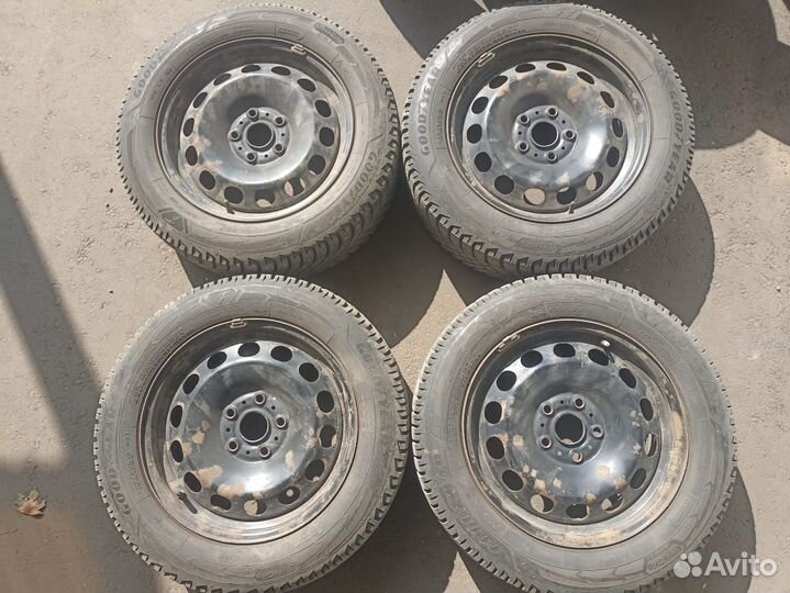 R16 Goodyear Ultra Grip Ice Arctic 2 205/60, PCD 5x112 DIA 57.1