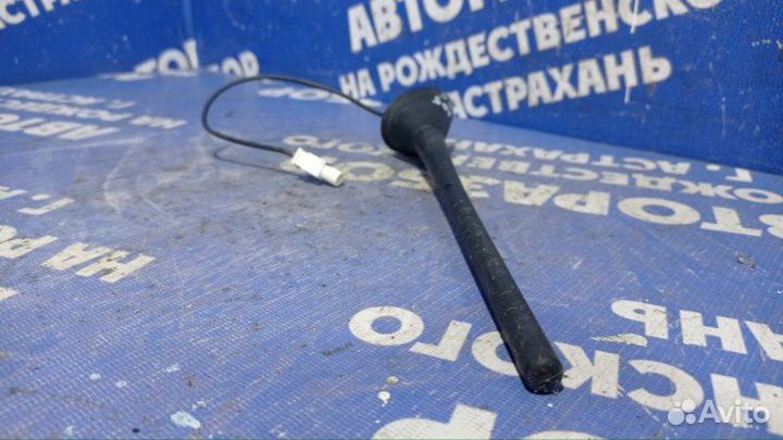 Антенна Volkswagen Polo 5 седан 2015