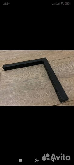 Кронштейн для полок